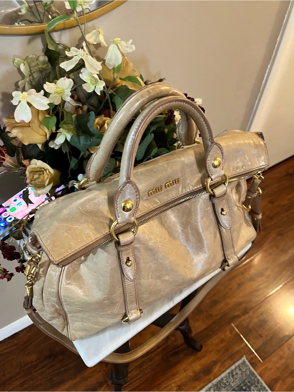 Miu Miu Metallic Beige Leather Satchel with Gold Hardware - Picture 3 of 11